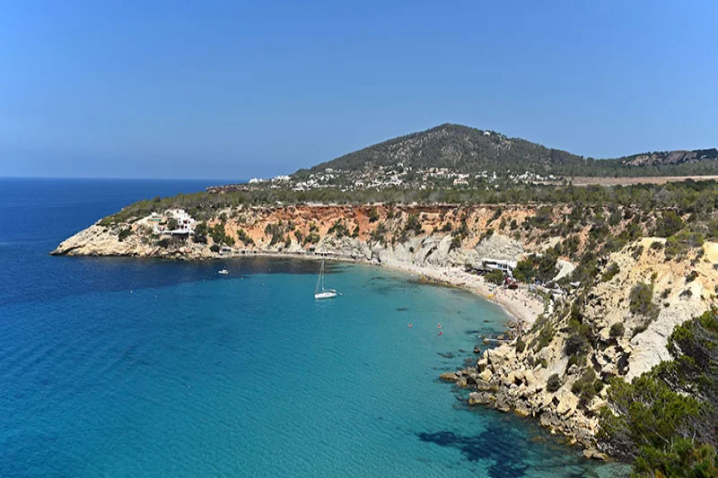 Dream beaches in Cala d Hort and Cala Vadella