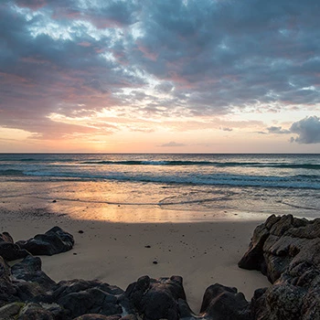 Sonnenaufgang am Meer