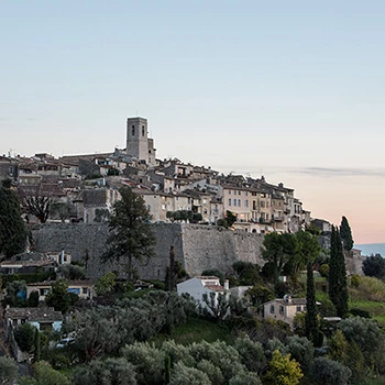 Saint-Paul-de-Vence bei Sonnenuntergang