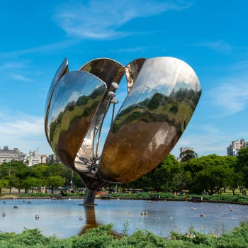 Floralis Generica artwork in Buenos Aires