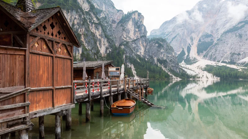 Bootsanleger am Pragser Wildsee