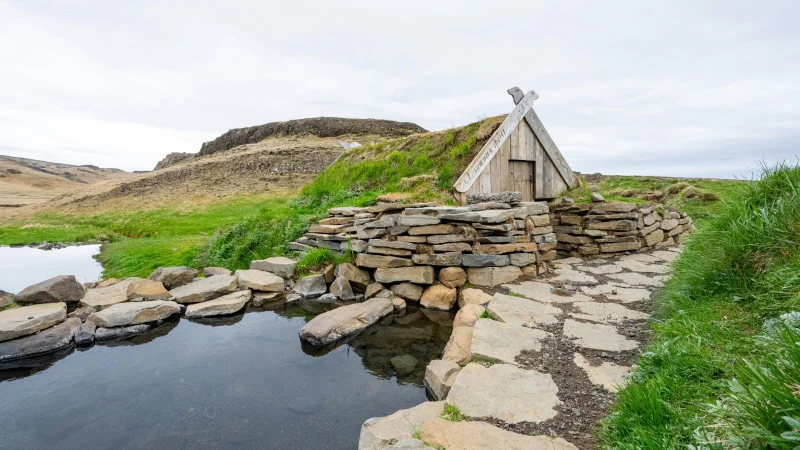 Hot spring Hrunalaug