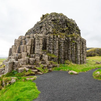 Dverghamrar stone pillars