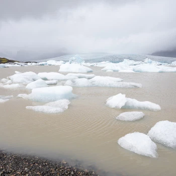 Fjallsarlon Glacier