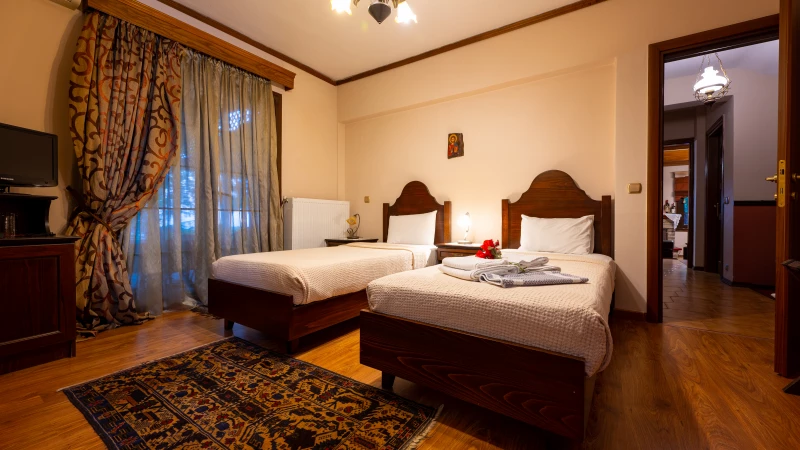 Großes Zimmer im Stil des Hauses Großes Zimmer im Stil des Hauses