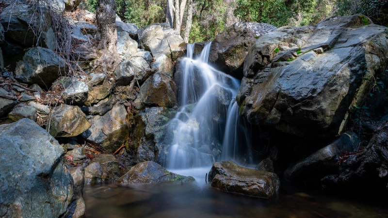 Caledonian waterfalls