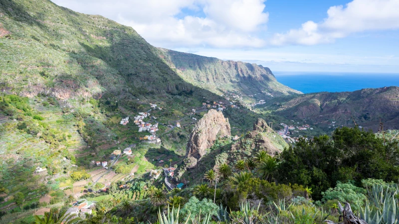 Views of El Estanquillo and Hermigua