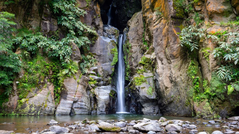 Schönster Wasserfall auf den Azoren