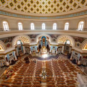Blick in die Rotunde von Mosta