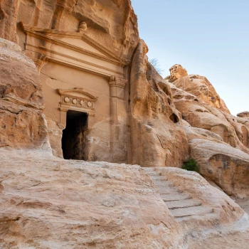 Grabfassade 846 in Little Petra