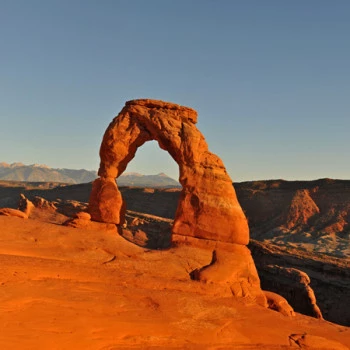 Delicate Arch bei Sonnenuntergang Wallpaper