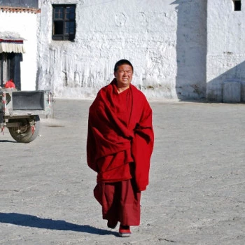 Mönch im Tashilhunpo Kloster in Shigatse