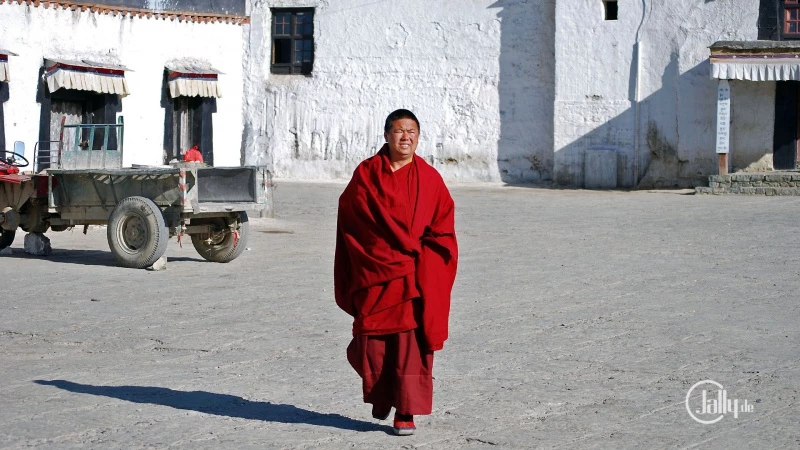 Mönch im Tashilhunpo Kloster in Shigatse