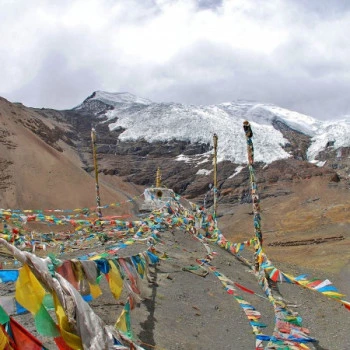 Karo La Gletscher in den Bergen von Tibet