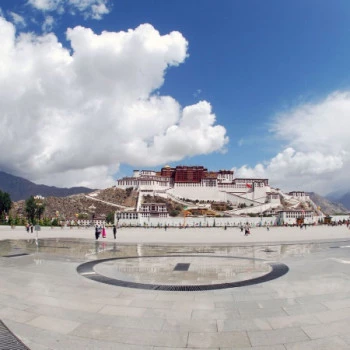 Potala-Palast in Lhasa (Tibet)