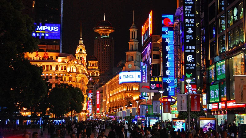 Einkaufsstrasse Nanjing Road in Shanghai