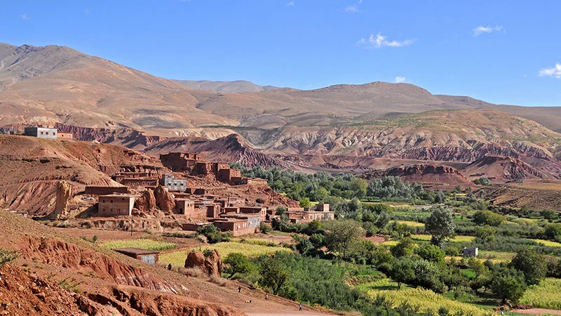 Schöne Landschaft mit Bergen in Marokko